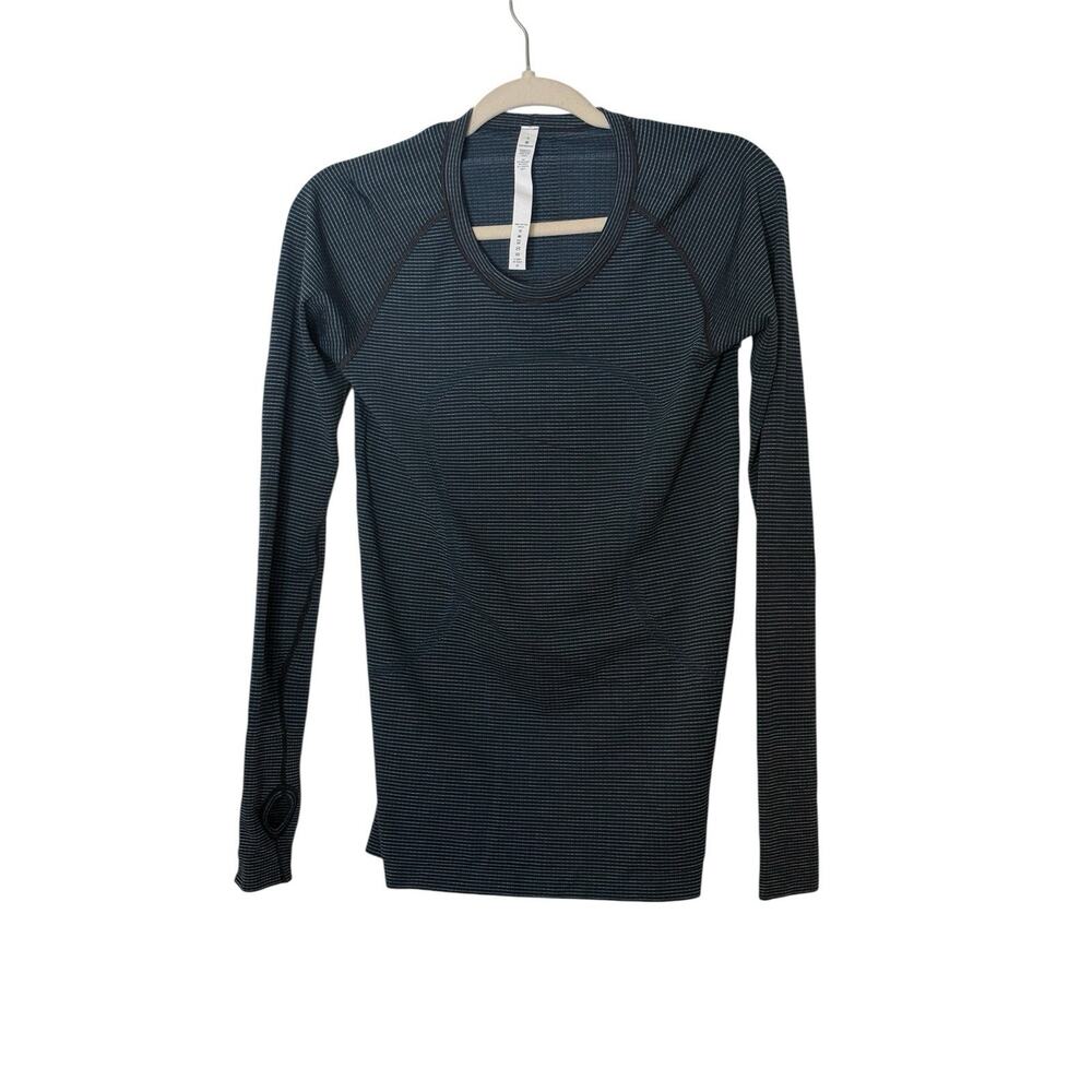 Lululemon Long Sleeve Athletic Top Women 8 Blue Stripe Thumbholes Training